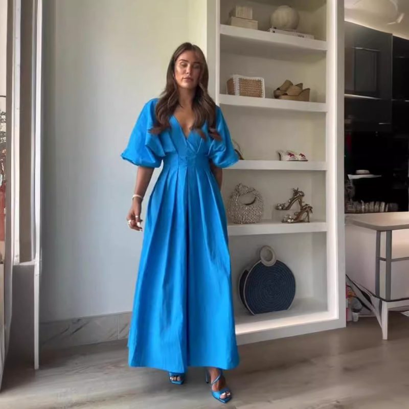 Elegant Blue V-Neck Pleated Loose Dress