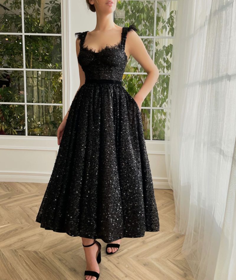 V-Neck Backless Slim Fit Evening Dress - Image 2