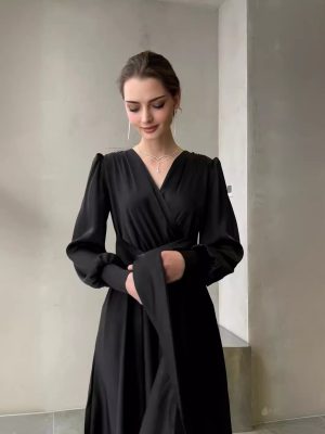 Pleated Lace-Up Dress with French Charm