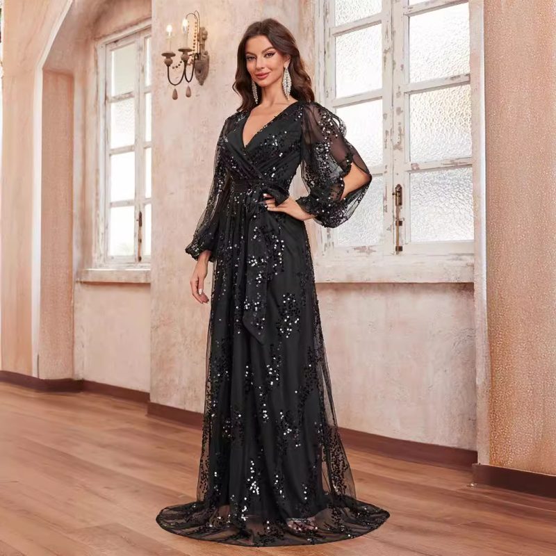 Elegant Sequined V-Neck Long Evening Dress - Image 3