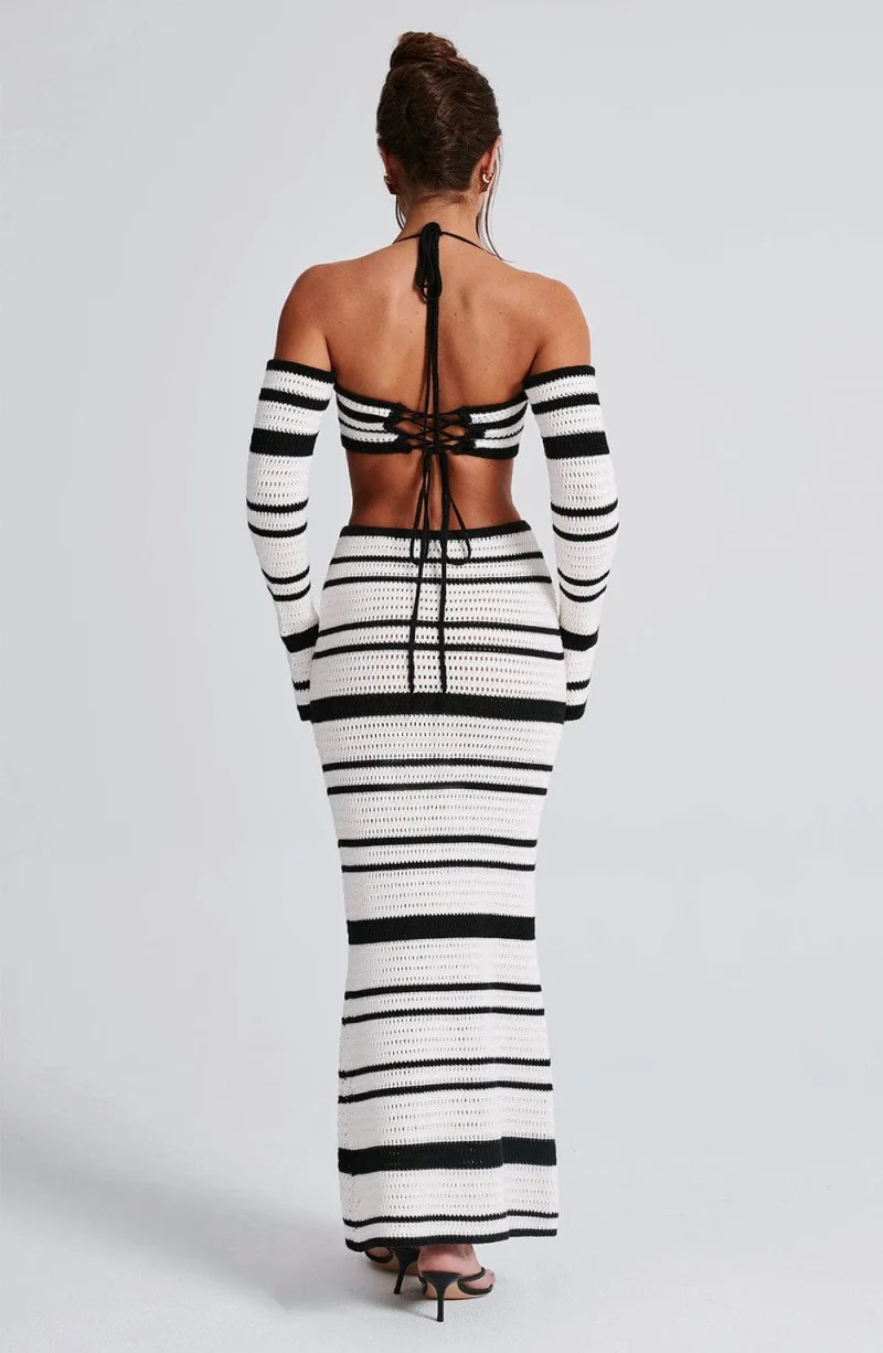 Women’s Knitted Bikini Skirt Set Lace Up Tube Top - Image 2