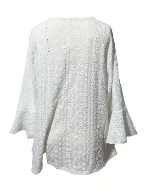 Casual Solid Tee Plus Size with Embroidered Lace