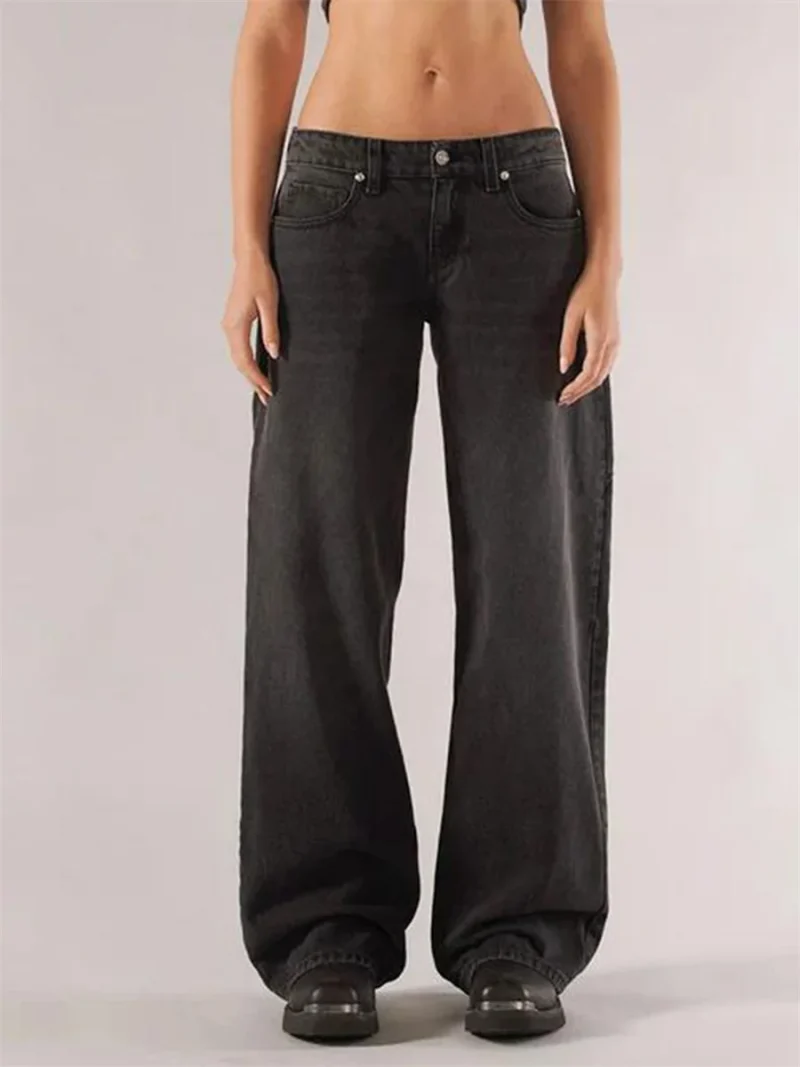 Low Rise Wide Leg Jeans with Pockets - Image 6