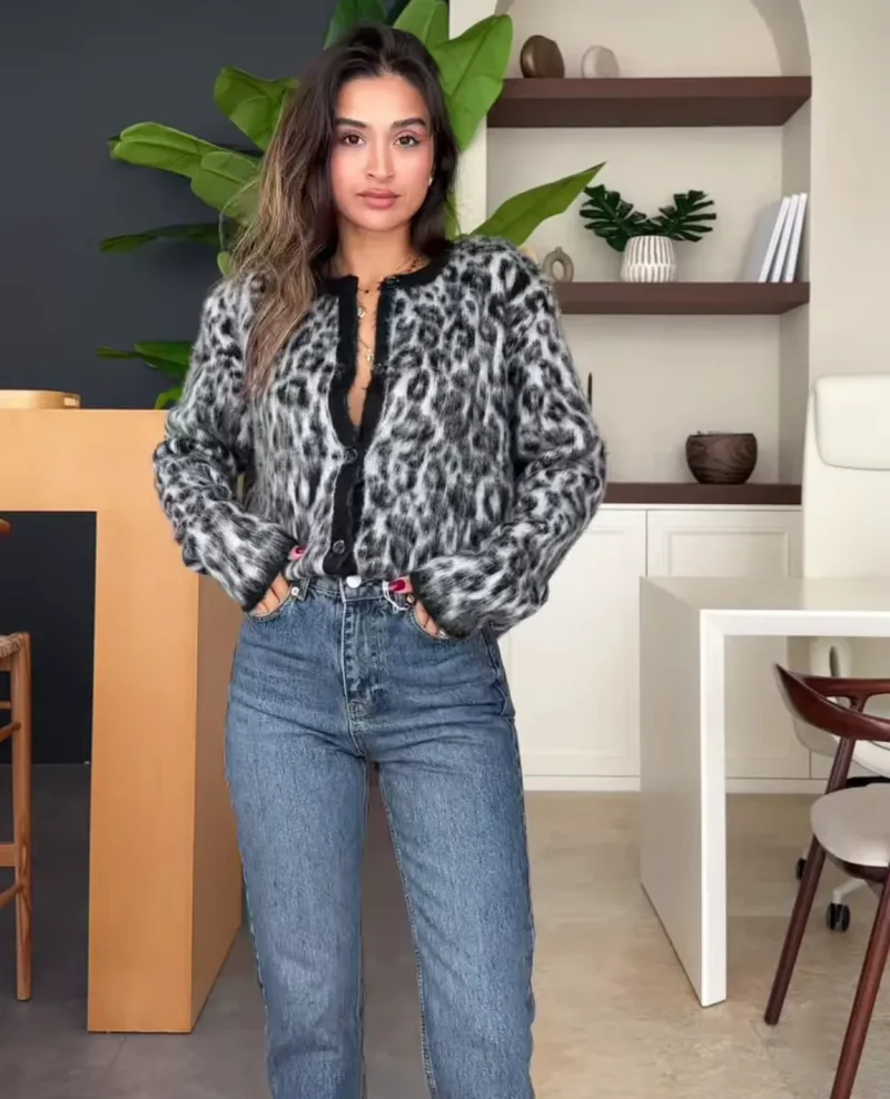 Women's Loose Fit Leopard Sweater - Image 6
