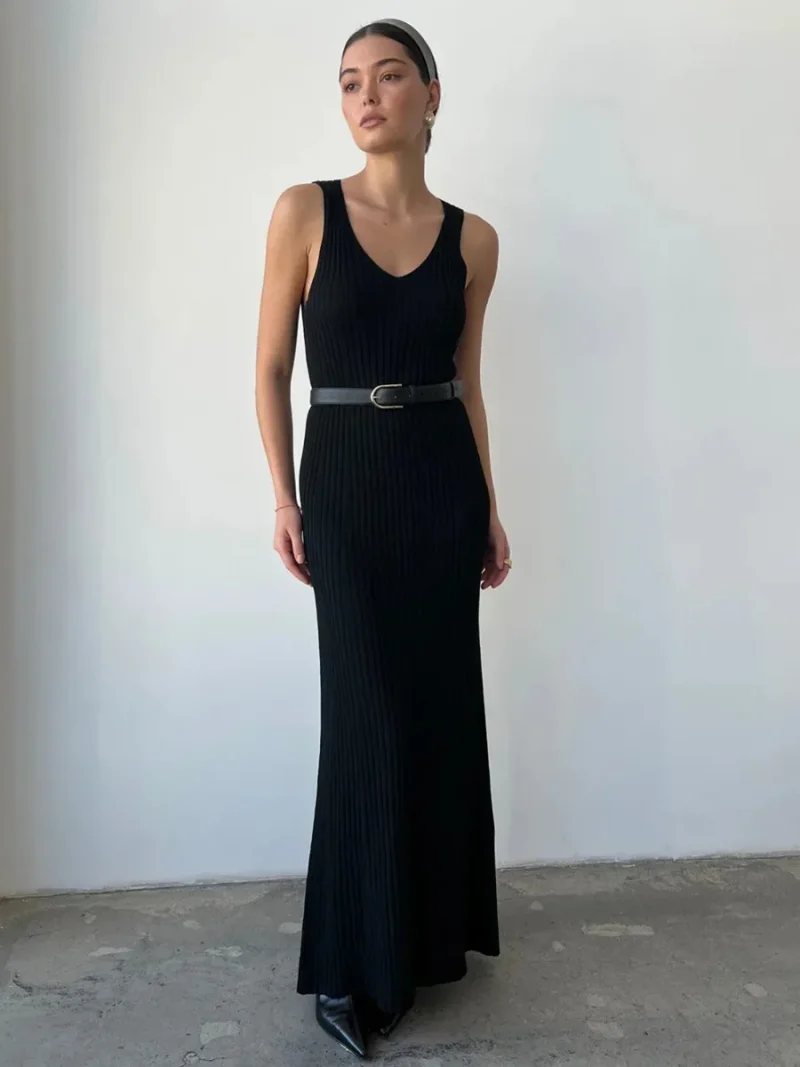 Sleeveless Knit Maxi Dress Ribbed V-Neck Beach Style - Image 4