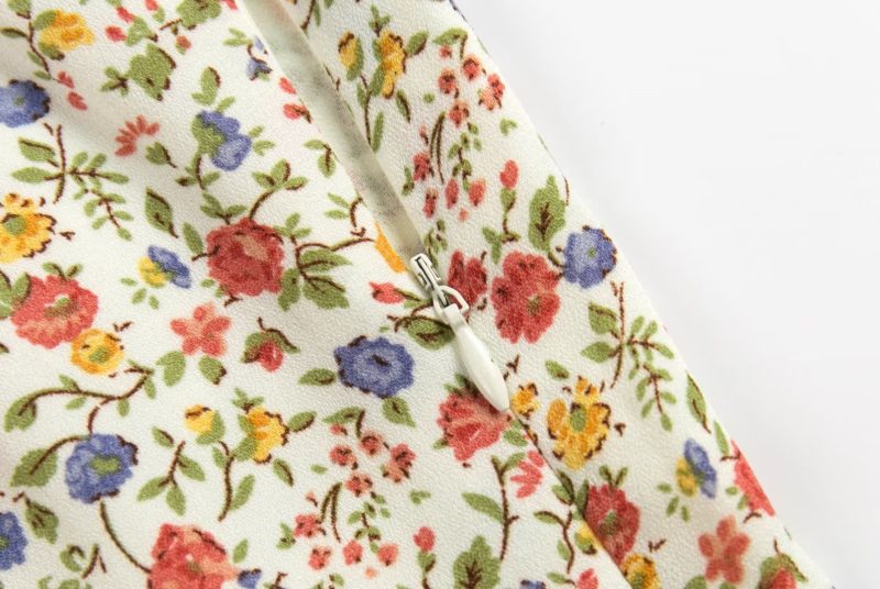 Summer Mini Dress with Feminine French Style - Image 4