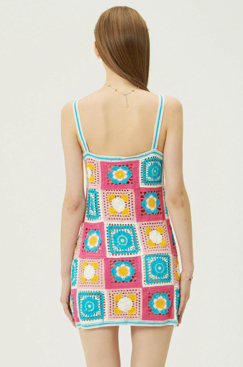 Vintage-Inspired Crochet Dress with Straps for Fall - Image 3