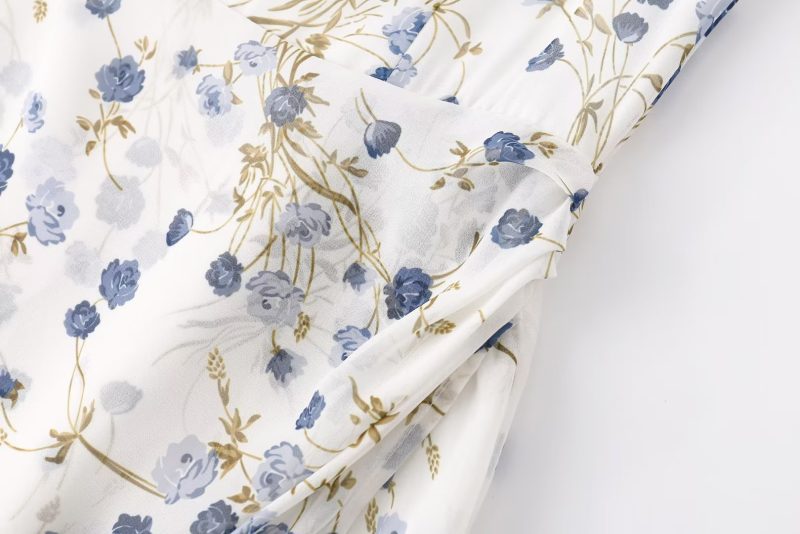 White Floral Sleeveless Split Vacation Dress - Image 4