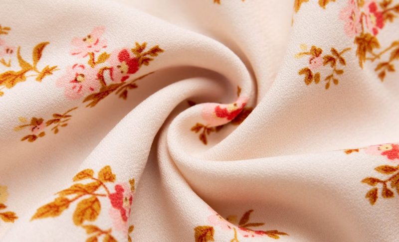 French Vintage Beige Dress with Tiny Florals - Image 4