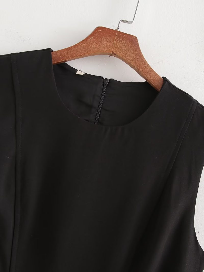 Elegant Black Pleated Sleeveless Waist Tight Midi Dress - Image 3