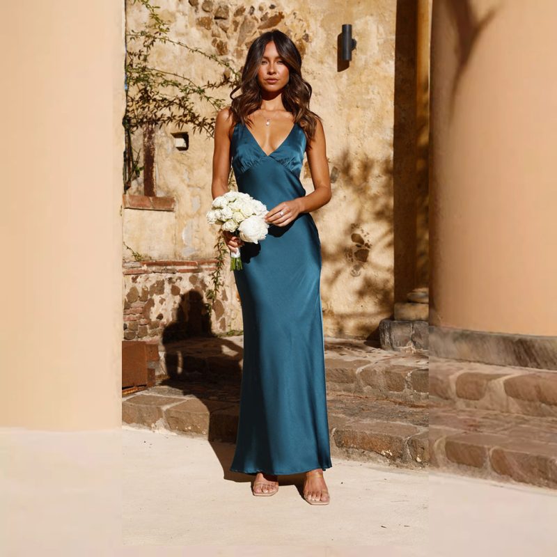 Stylish Mid Length Backless Solid Color Slim Dress