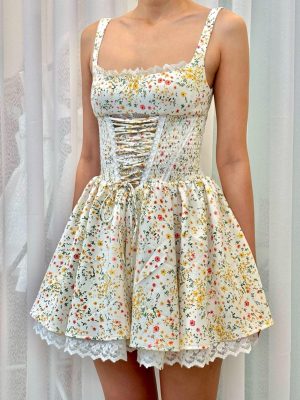 Printed Spring Dress with Waist Shaping Fit