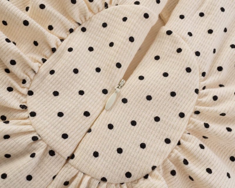 Collared Bodycon Dress for Confident Women - Image 3