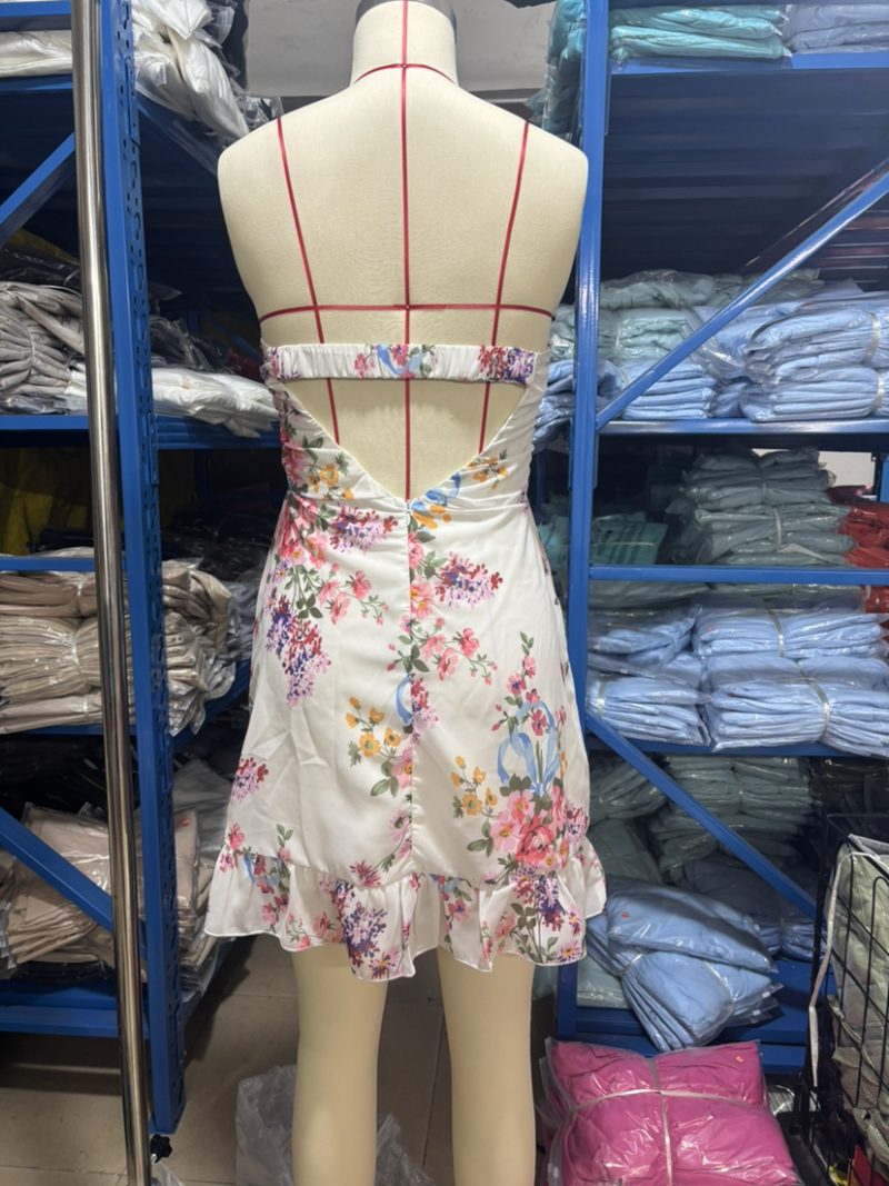 Trendy Summer Tube Dress with Print Design - Image 4