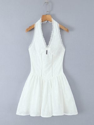 Lace Embroidered Halter Dress for Spring Holidays