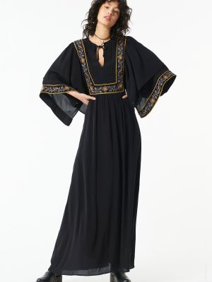 Black Vintage Embroidered Dress for Spring Vacation