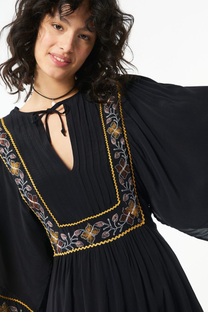 Black Vintage Embroidered Dress for Spring Vacation - Image 2