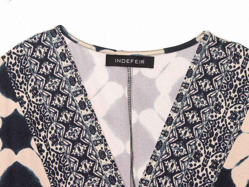 Women’s Printed Robe Style Casual Dress - Image 4