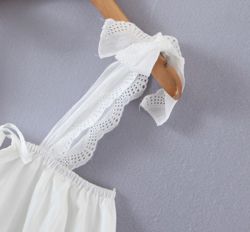 Tiered Suspender Dress with Delicate Lace Detail - Image 2