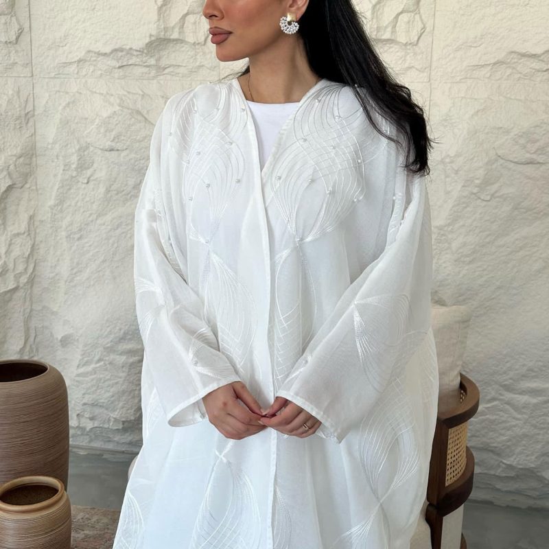 Women’s Stylish Two-Piece Beaded Robe Outfit for Summer - Image 2