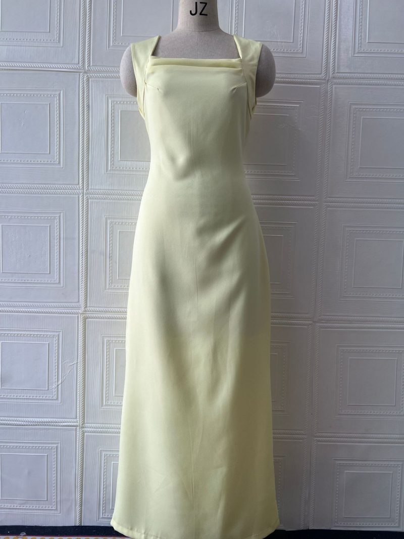 Fashionable High Waist Fishtail Summer Attire - Image 3