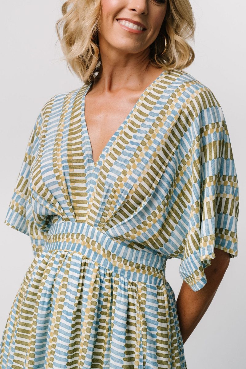 Women’s Beach Printed Chiffon Backless Sun Dress - Image 4