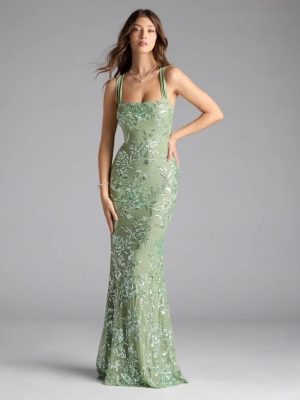 Socialite-Inspired Backless Slit Dress for Summer