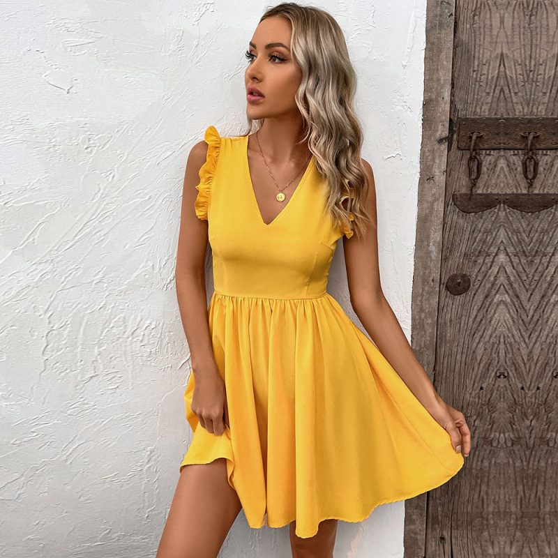 Resort-Ready Backless Dress for Summer Women - Image 3