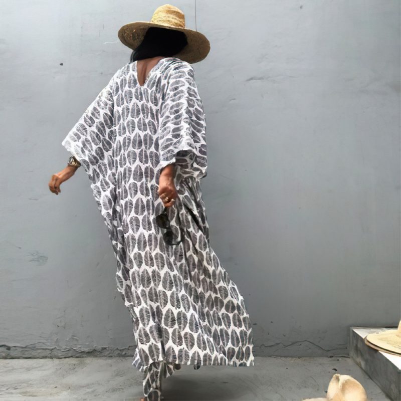 Vacation Robe Cover-Up with V-Neck Design - Image 4