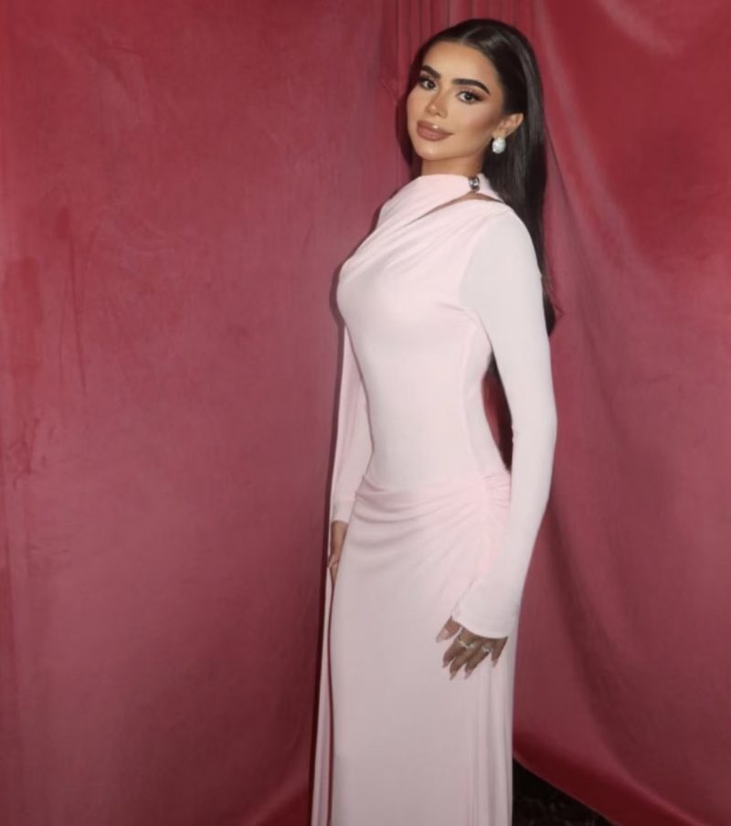 Elegant Pleated Cloak Long Slim Dress for Women - Image 2