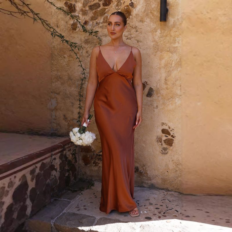 Stylish Mid Length Backless Solid Color Slim Dress - Image 3