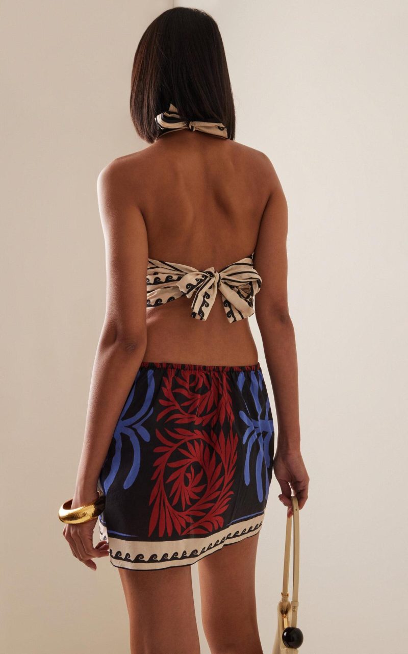 Summer Vacation Halter Dress Positioning Print - Image 4
