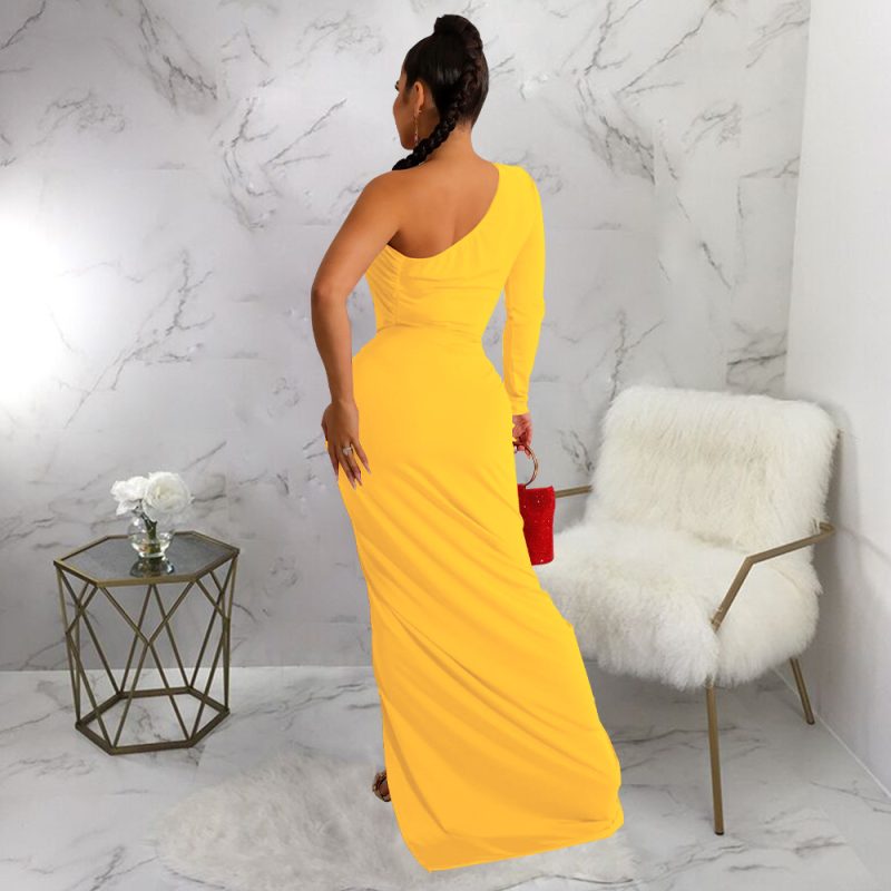 Stylish Solid Color Autumn Oblique Shoulder Maxi Dress - Image 3