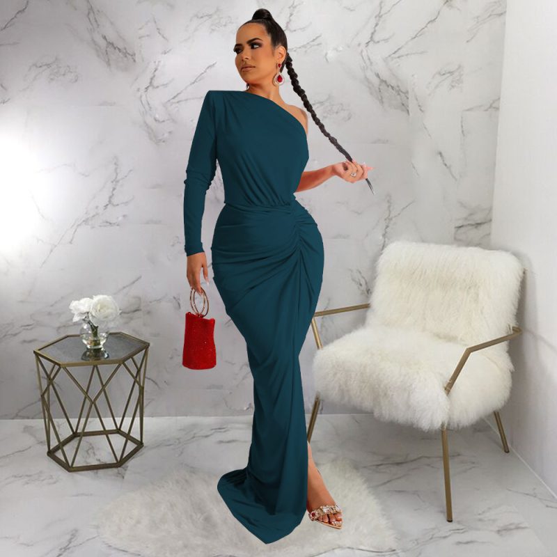 Stylish Solid Color Autumn Oblique Shoulder Maxi Dress - Image 4