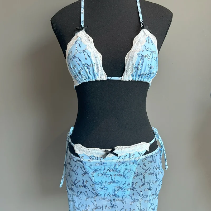 Lace Patchwork Bikini Set with Skirt - Image 4