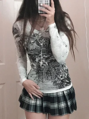 Slim Fit Gothic T-Shirt for Women Long Sleeve