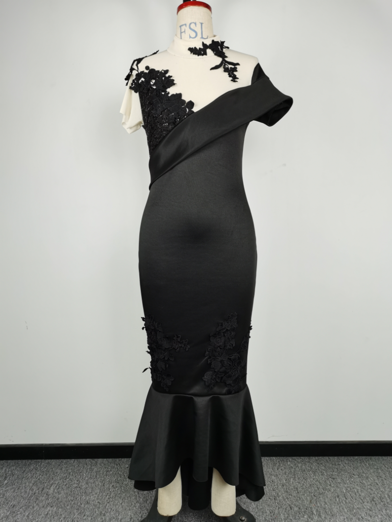 Black Mermaid Sheath Maxi Dress with Elegant Stand