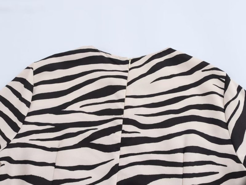 Autumn Graceful Animal Print Fashion Dress for Women - Image 4