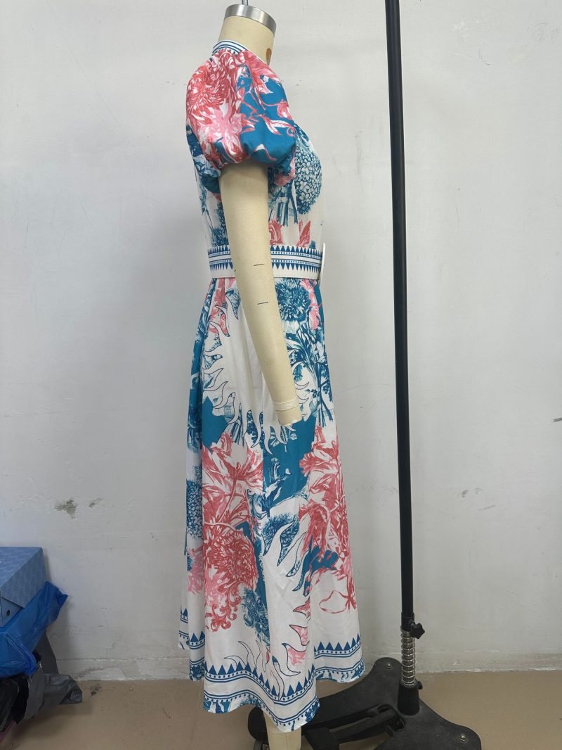 Summer Casual Maxi Dress with Printed Lace Design - Image 4