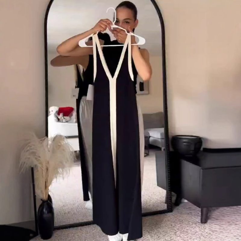 Women’s Black Knitted Spaghetti Strap V-Neck Dress - Image 4