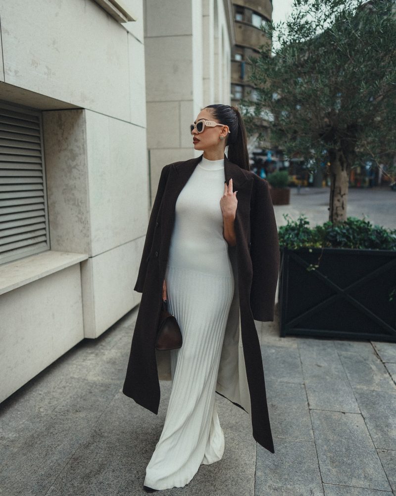 Sleeveless Knitted Pleated Solid Color Maxi Dress - Image 3