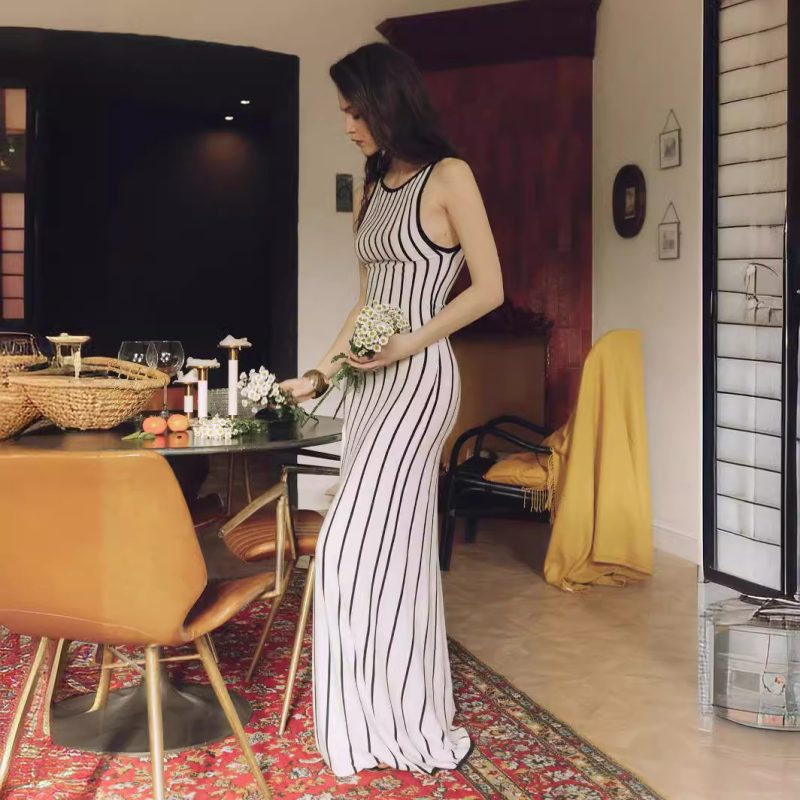 Vintage Contrast Stripe Knitted Sleeveless Long Dress - Image 4