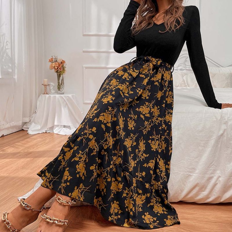Women's Summer Travel V-Neck Floral Midi Dress - Image 3