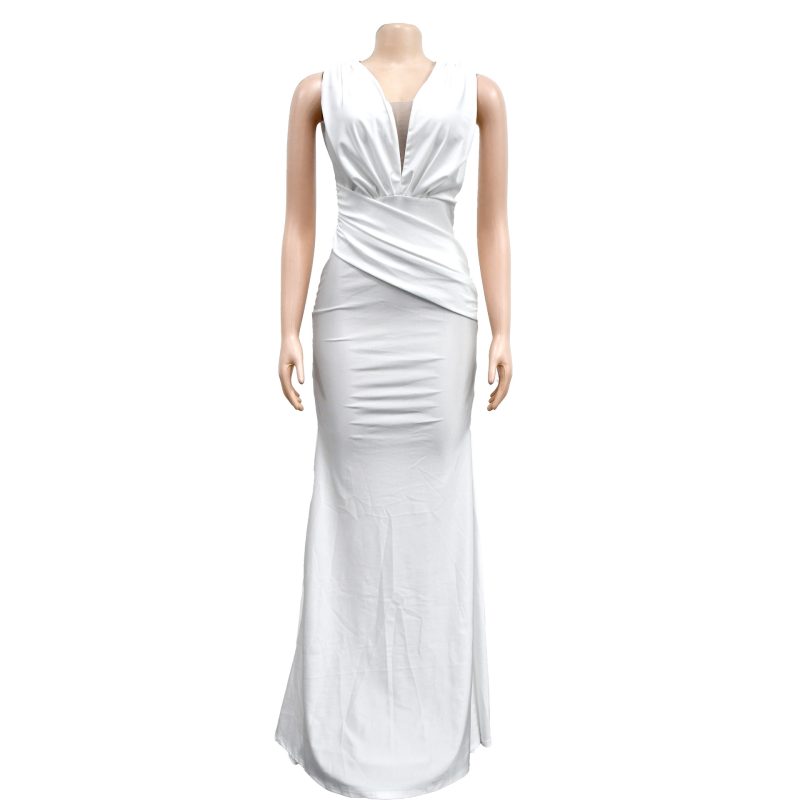 Women’s Solid Color V-Neck Sleeveless Pleated Maxi Dress - Image 4