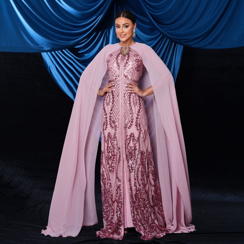 High-End Sequined Evening Dress with Flying Sleeves