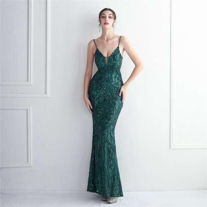 Luxury Three-Dimensional Sequin Floral Cocktail Gown - Image 4