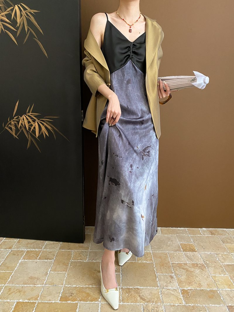 Chinese Ink Print Ruffle V-Neck Sling Dress - Image 4