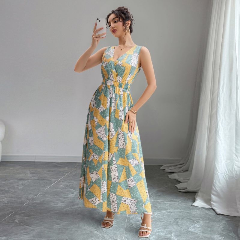 Elegant V Neck Sleeveless Waist Slimming Dress