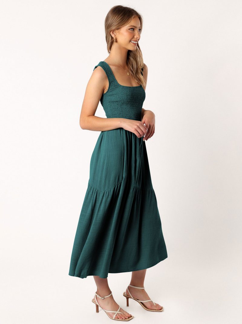 Elegant French Backless U-Neck Sleeveless Summer Dress - Image 4