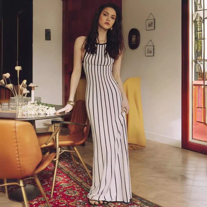 Vintage Contrast Stripe Knitted Sleeveless Long Dress - Image 2